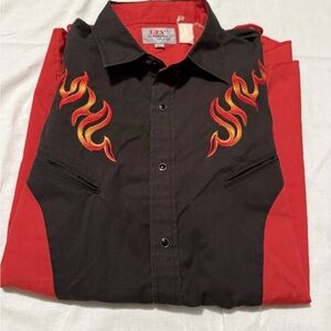 VINTAGE Ely Diamond Black and Red Flame Pearl Snap Shirt Men’s XL